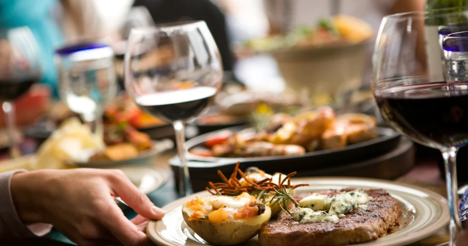 Kuveyt'teki Trend Olan Destinasyonlar. 2025'te Herkesin Gittiği Yerler